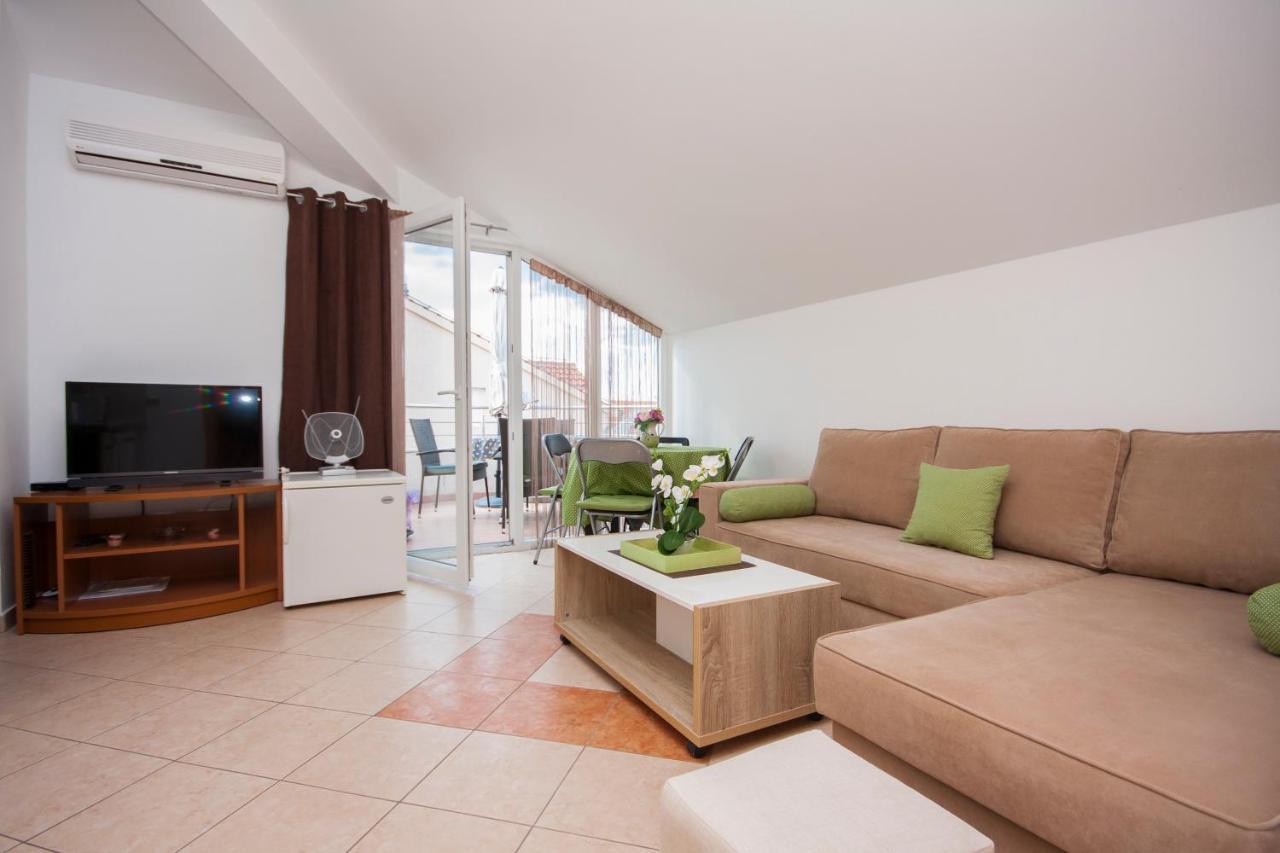 Dora'S Place Apartman Vodice Kültér fotó