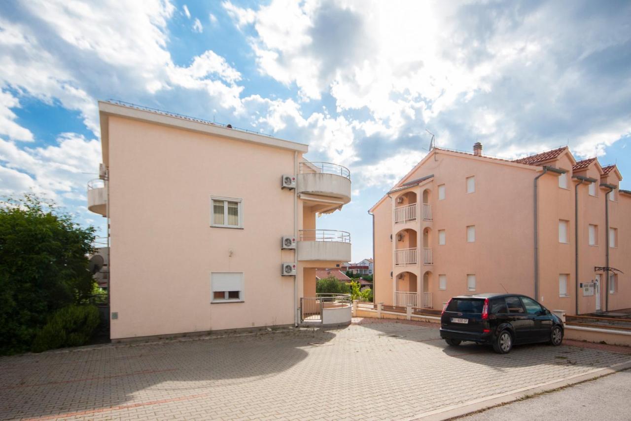 Dora'S Place Apartman Vodice Kültér fotó